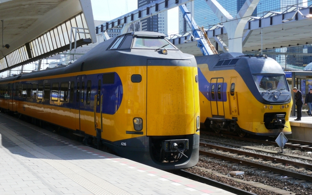 Hollanda trenleri rüzgar elektriği ile çalışacak
