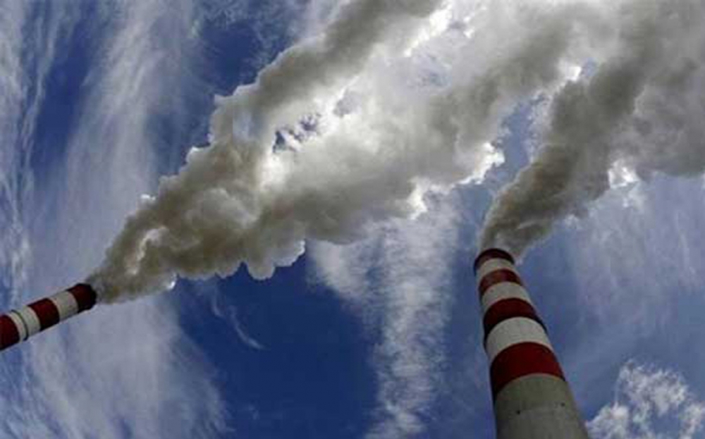 Выбросы парниковых газов. Загрязнение воздуха. Опасные выбросы в атмосферу. Со2 парниковый газ. Снижение выбросов в атмосферу.