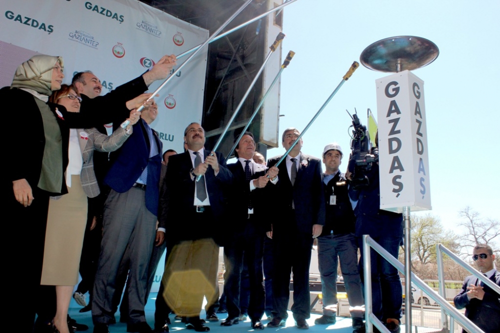 Gaziantep'in Oğuzeli ilçesine doğal gaz ulaştı