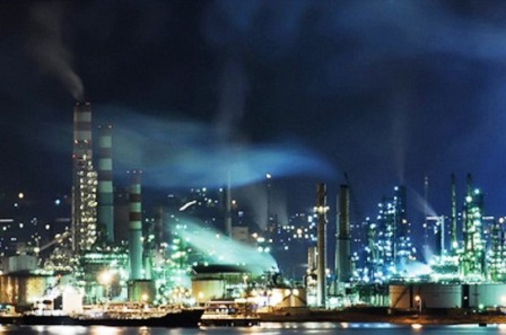BP, Çin'deki petrokimya hisselerini satıyor