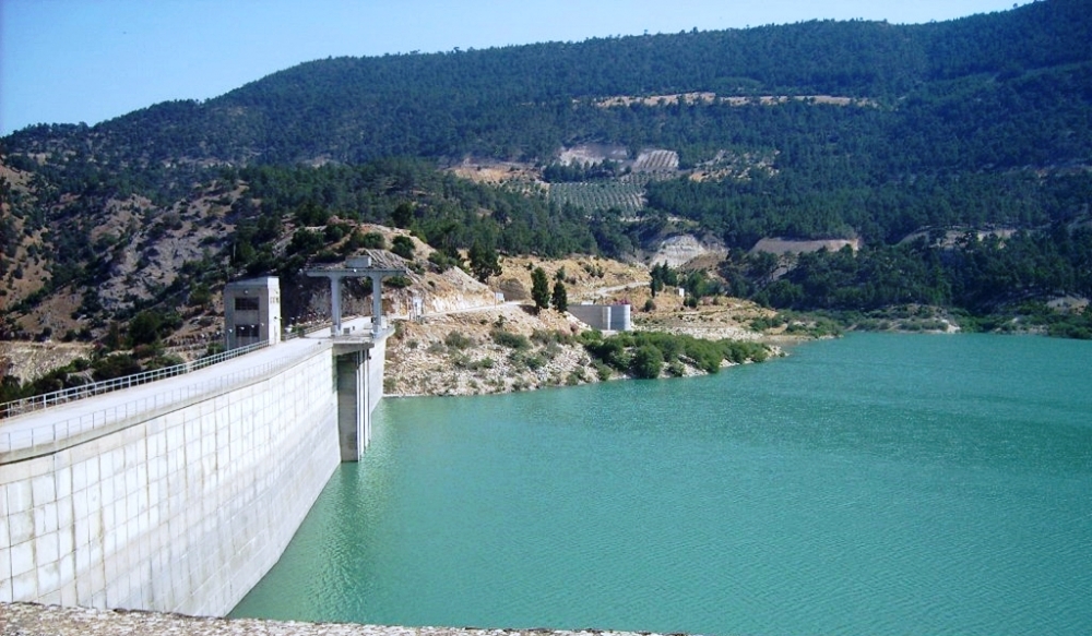 Adıgüzel ve Kemer HES Bereket Enerji'ye devredildi