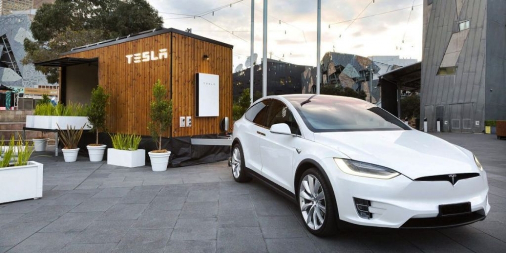 Tesla'dan sürdürülebilir enerji evi