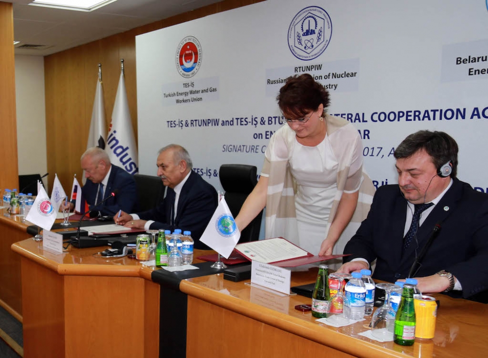 Türkiye ve Rusya sendikal nükleer işbirliği anlaşması imzaladı