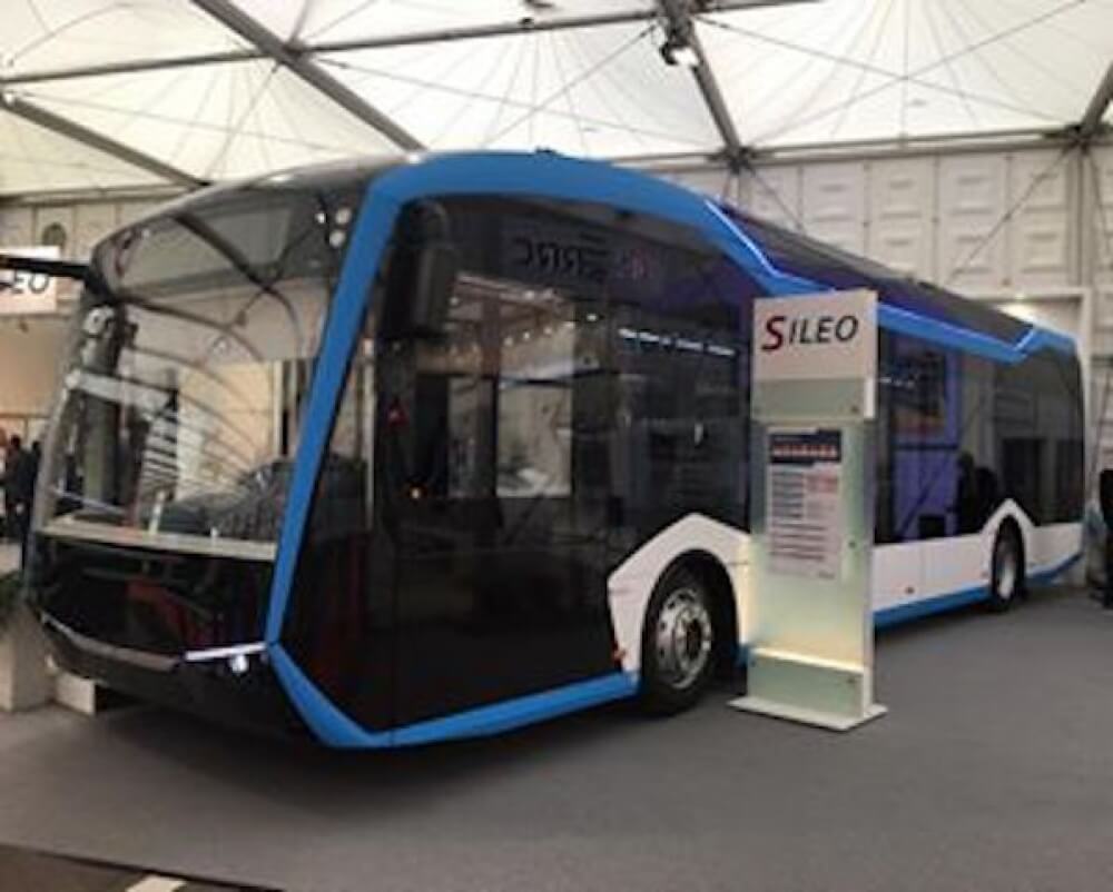 Bozankaya’dan yolda giderken şarj olan elektrikli araç