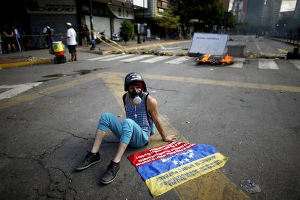 Venezuela ekonomik krizi petrol ile aşmayı planlıyor