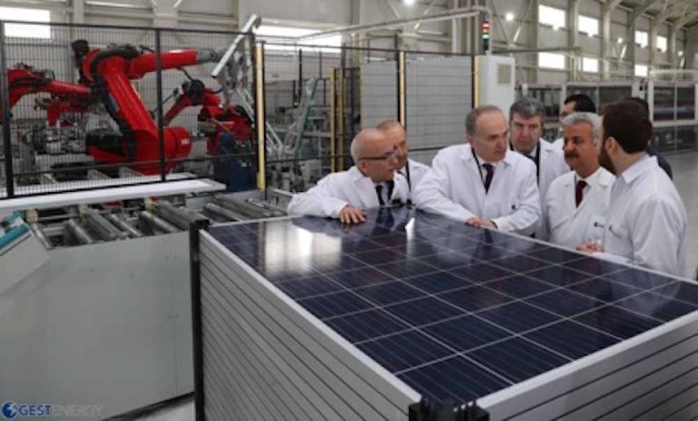 Bakan Özlü GestEnergy’yi ziyaret etti