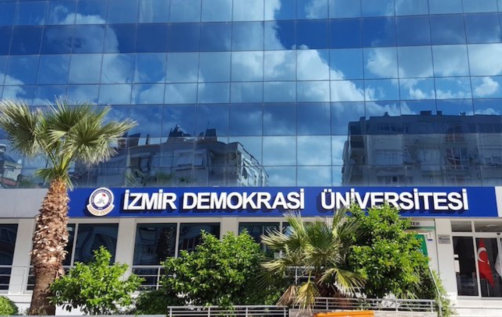 İzmir Demokrasi Üniversitesi elektrik doçenti alacak