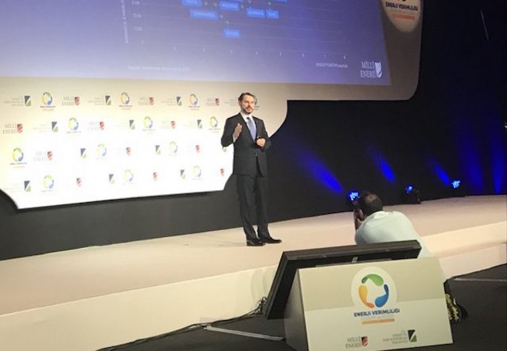 Albayrak: 66.6 milyon tonluk emisyon azaltımı yapacağız