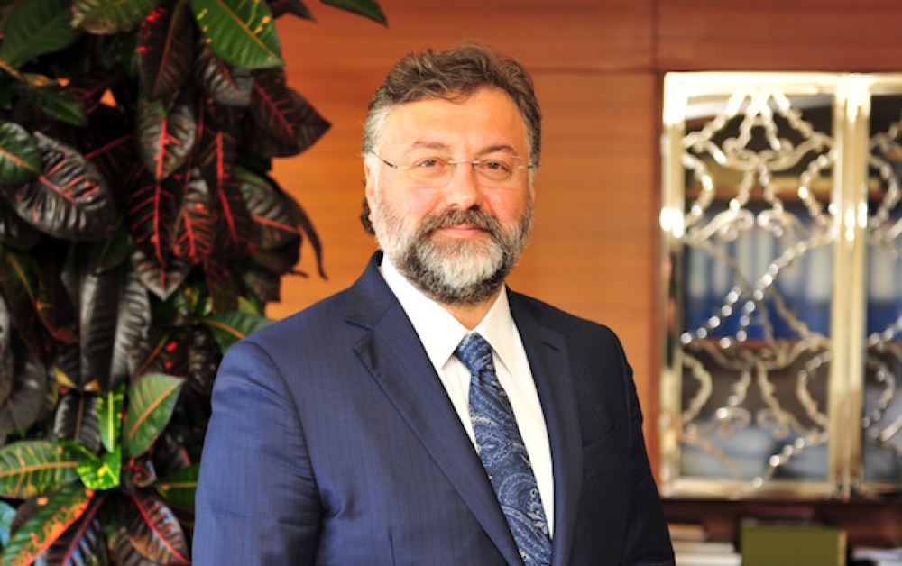 Sur Yapı: HES ve RES’leri satabiliriz