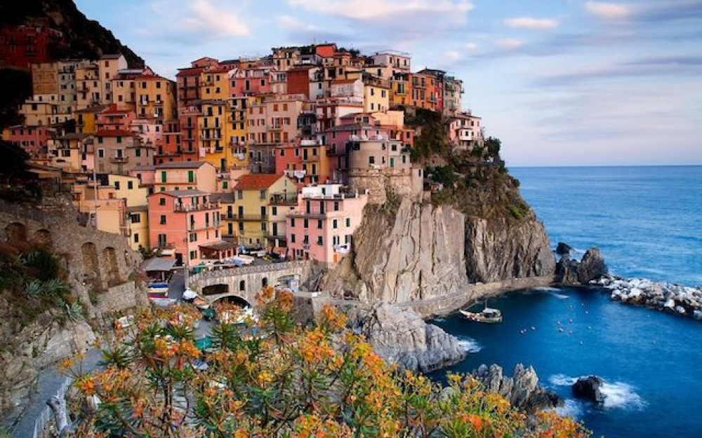 Sicilya tüm yeni rüzgar ve güneş izinlerini askıya aldı