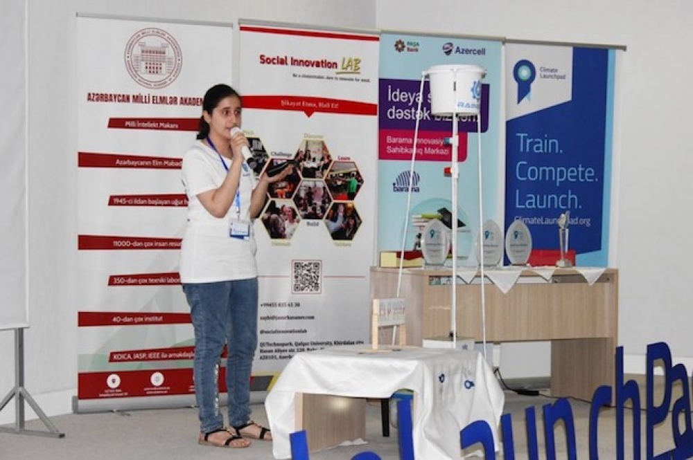 Azeri öğrenciler yağmur suyundan elektrik ürettiler