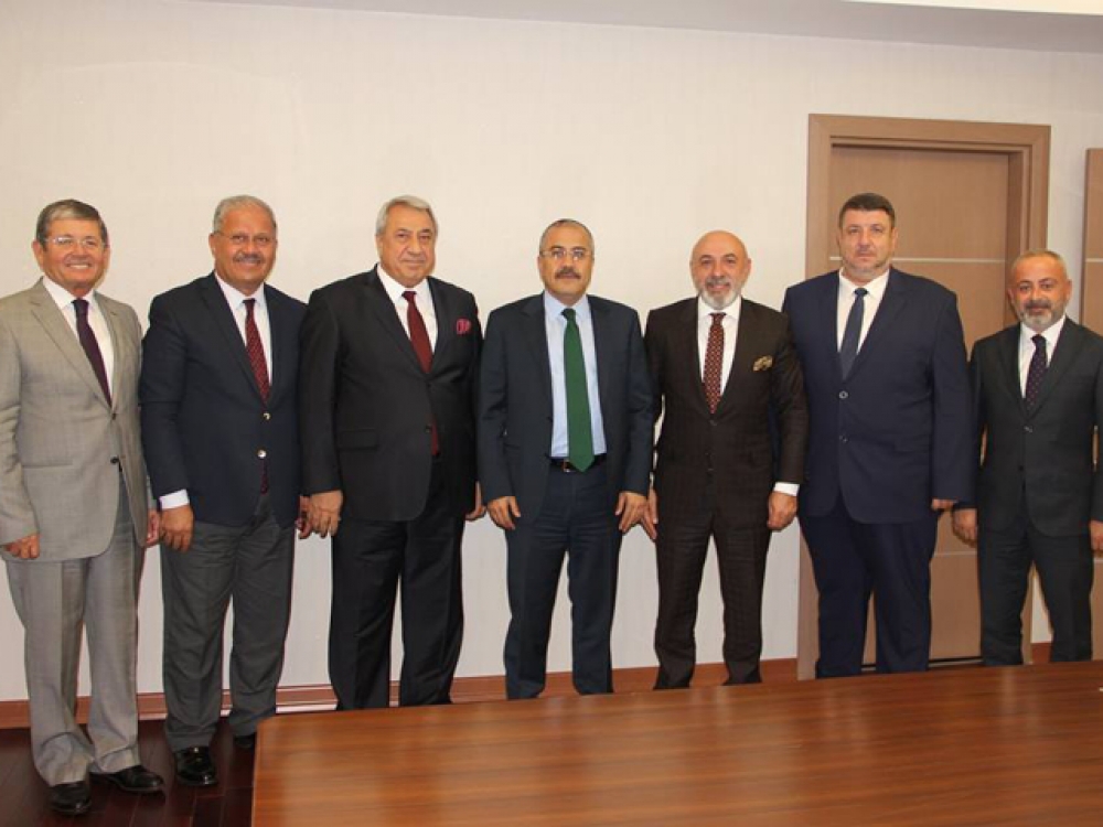 PÜİS bayi sorunlarını görüşmek üzere EPDK’yı ziyaret etti