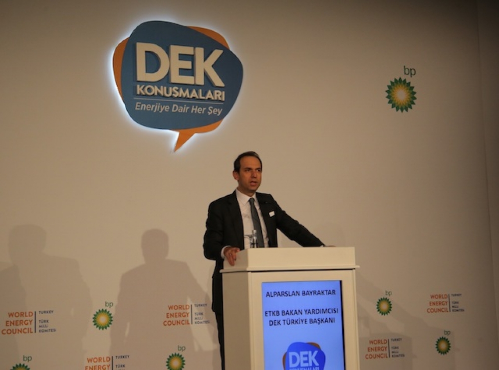 Bayraktar: Yeni dönem zorluklarla beraber fırsatları da barındırıyor