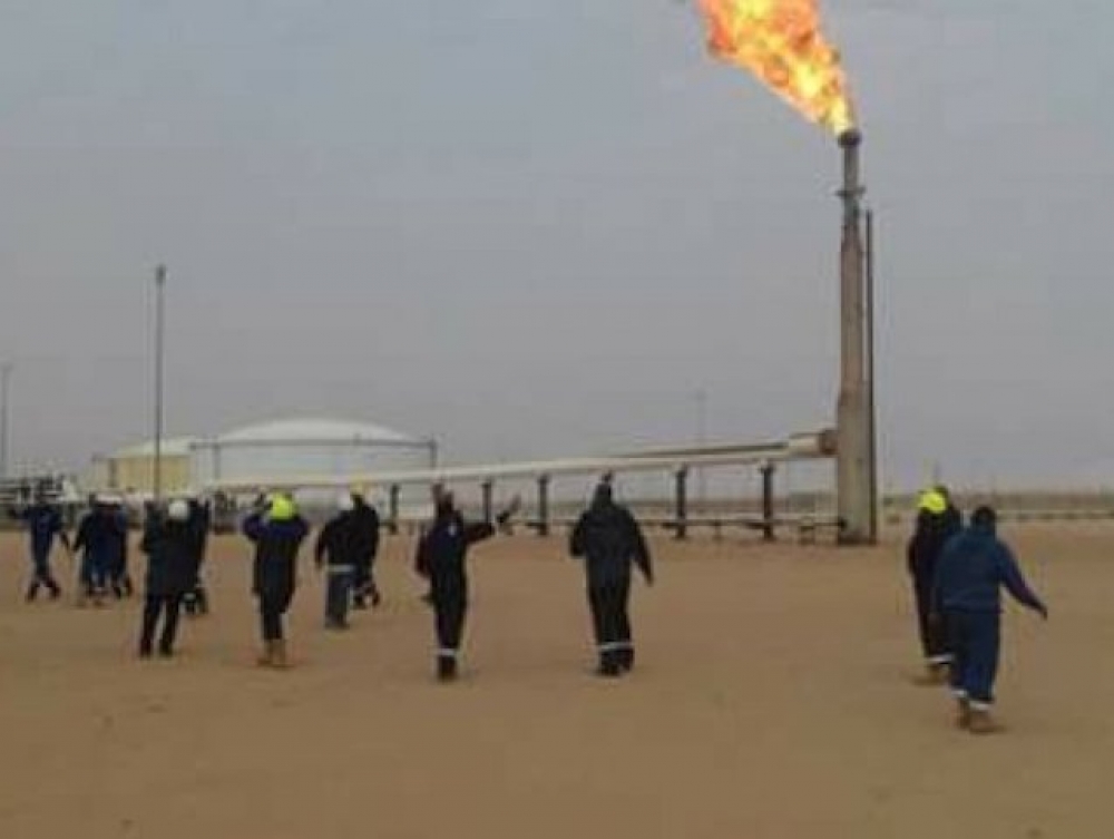 Libya en büyük petrol sahasında üretimi durdurdu