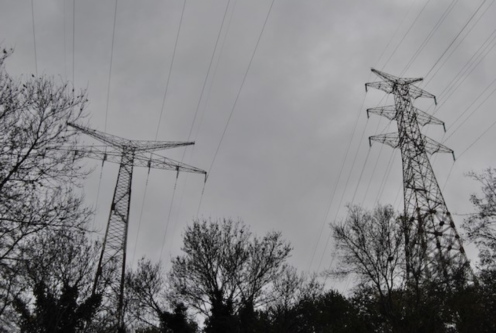 Dönmez: Enerji fiyatlarında yeni indirimler gelebilir