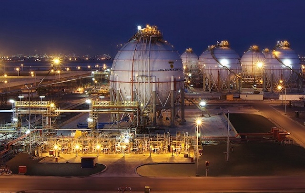 Eni ve OMV rafineri hissesi satın aldı