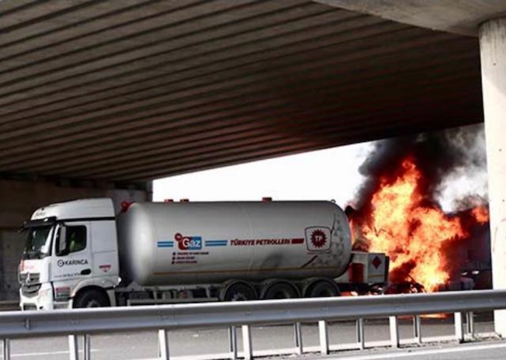 İstanbul’da LPG tankeri kazası!
