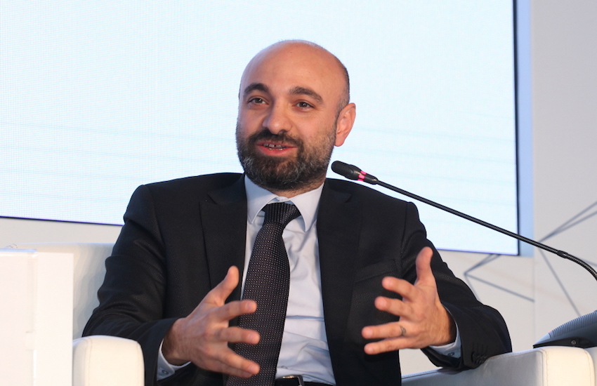 Evcit: Çatı GES pazarını halkın dinamizmi geliştirecek