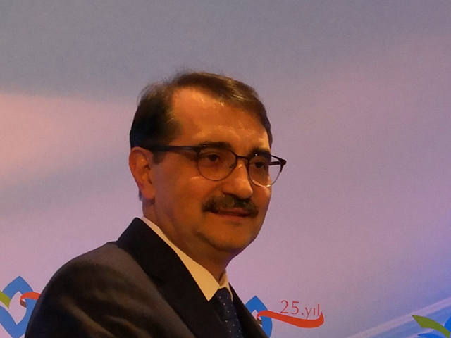 Dönmez: Elektrik abonesi kimlik değiştirecek