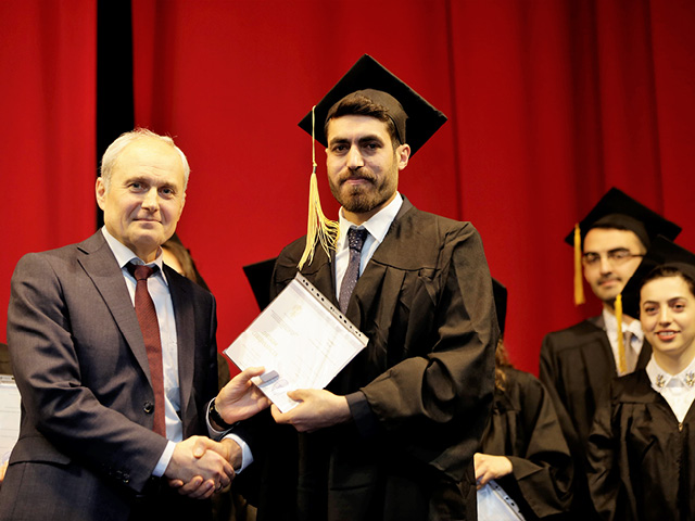 Akkuyu’da çalışacak öğrenciler diplomalarını aldı