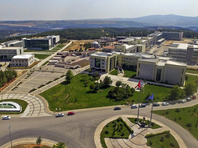 Uşak Üniversitesi elektrik doktoru arıyor