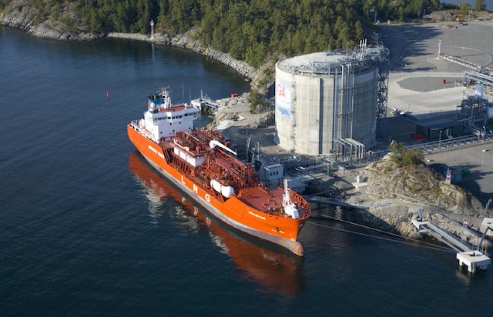 Almanya LNG terminal yatırımlarını kolaylaştırıyor