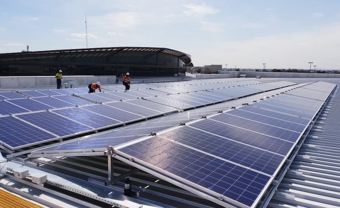 Ticari çatılar için ilk mobil güneş panelleri üretildi