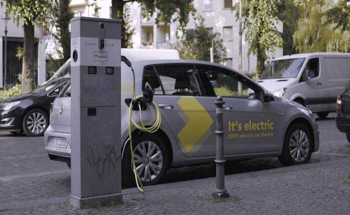 Volkswagen’den elektrikli araç paylaşım için mobil uygulama