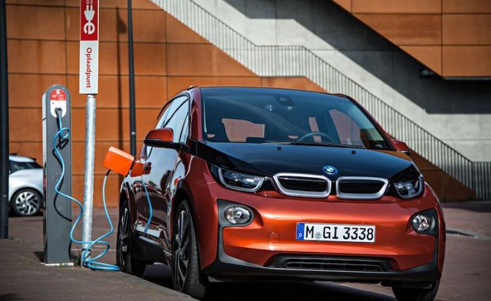 BMW 25 elektrikli model geliştiriyor