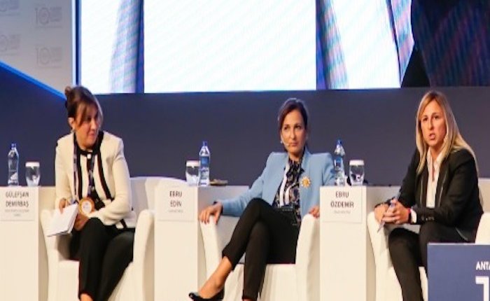 Demirbaş: Enerji sektöründe kadın yönetici sayısı arttırılmalı