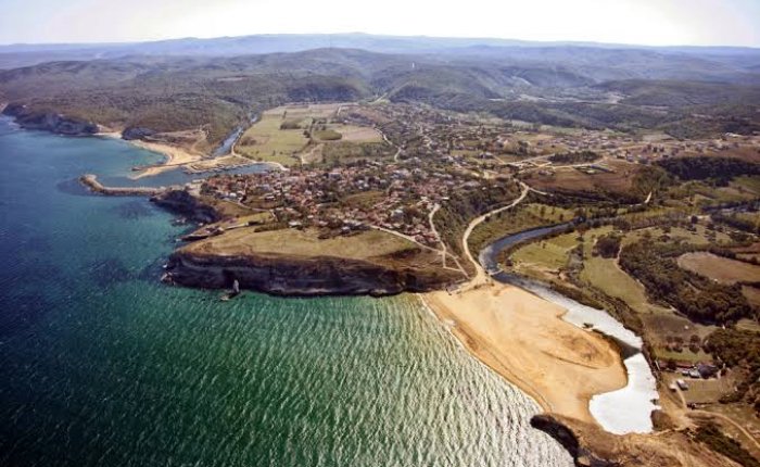 TürkAkım Fotoğraflarla Kıyıköy sergisini Taksim Metro’da açtı