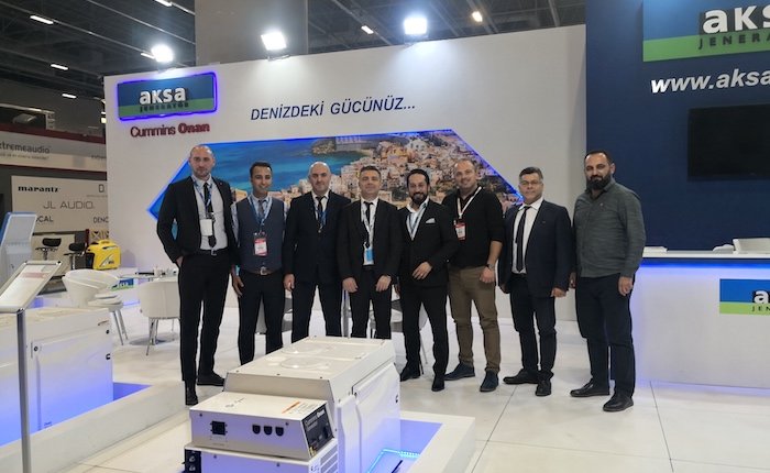 Aksa marin jeneratörler Boat Show’da sergilendi
