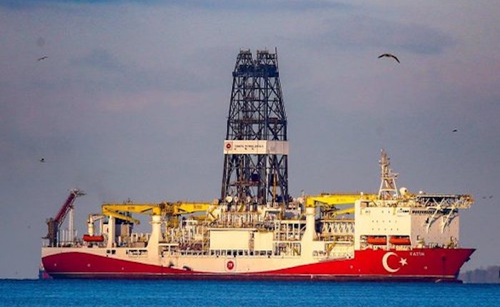 Fatih Gemisi Karadeniz’de sondaj için hazırlanıyor