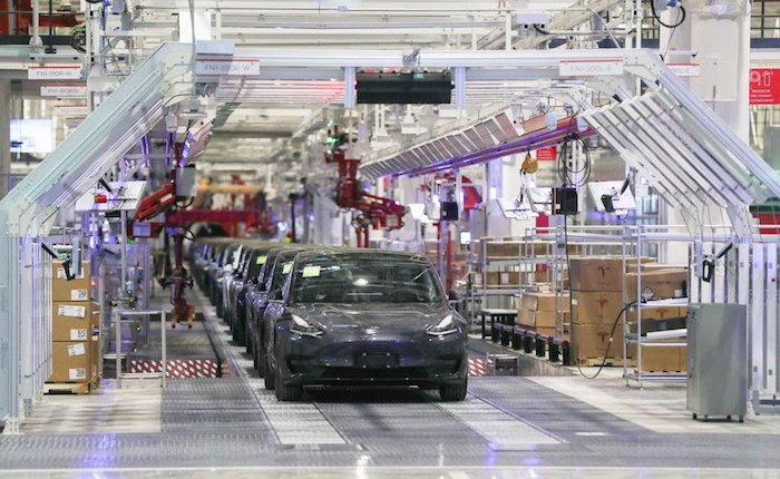 Tesla Çin’de üretimini arttırıyor