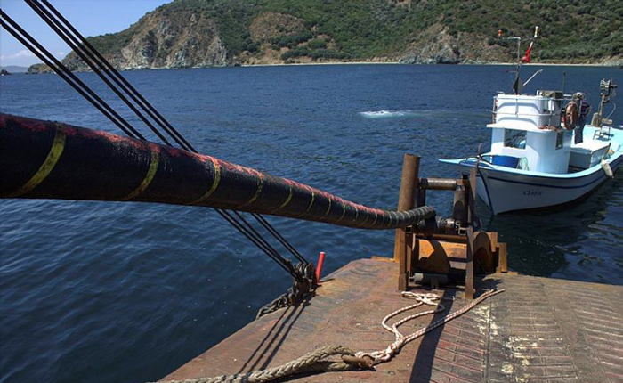 TEİAŞ Çanakkale ve İzmit'te denizaltına kablo döşetecek