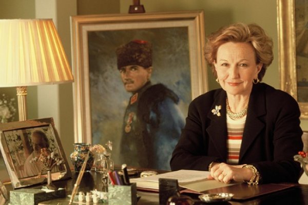 Ünlü iş kadını Suna Kıraç yaşamını yitirdi