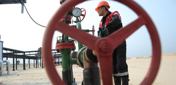 Petrol fiyatları Rusya`da yabancı sermayeyi artırdı