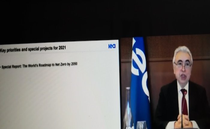 IEA sıfır emisyonlu enerji sistemi için yol haritası oluşturuyor