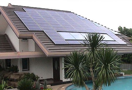 Evlere güneş panelli mantolama ABD`de zorunlu hale getirildi
