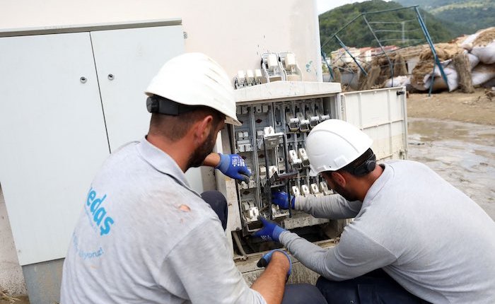 Batı Karadeniz selin ardından tamamen elektriğe kavuştu