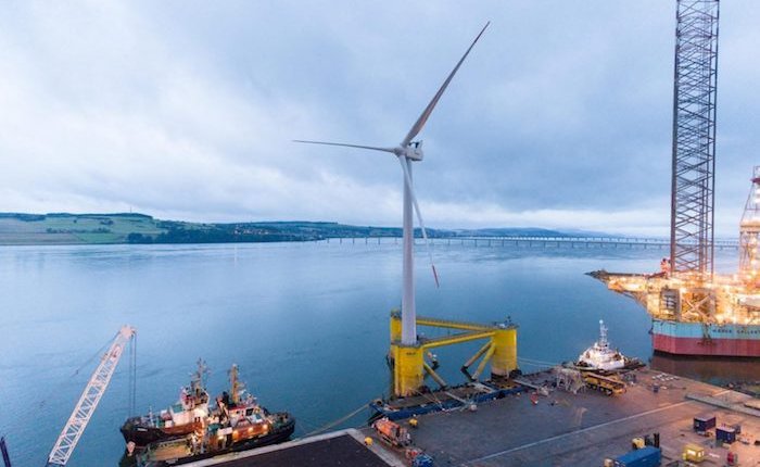 İskoçya’daki yüzer RES şebekeye elektrik vermeye başladı