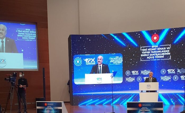 Yılmaz: Paris Anlaşması yeni bir sürecin kapısını araladı