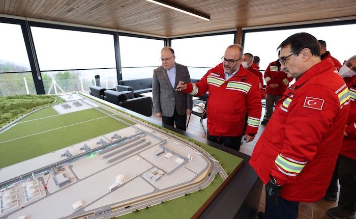 Dönmez: Karadeniz gazı 2023 ilk çeyreğinde kullanılacak