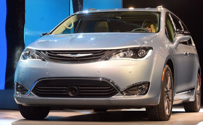 Stellantis yaklaşık 20 bin hibrit aracını geri çağırıyor