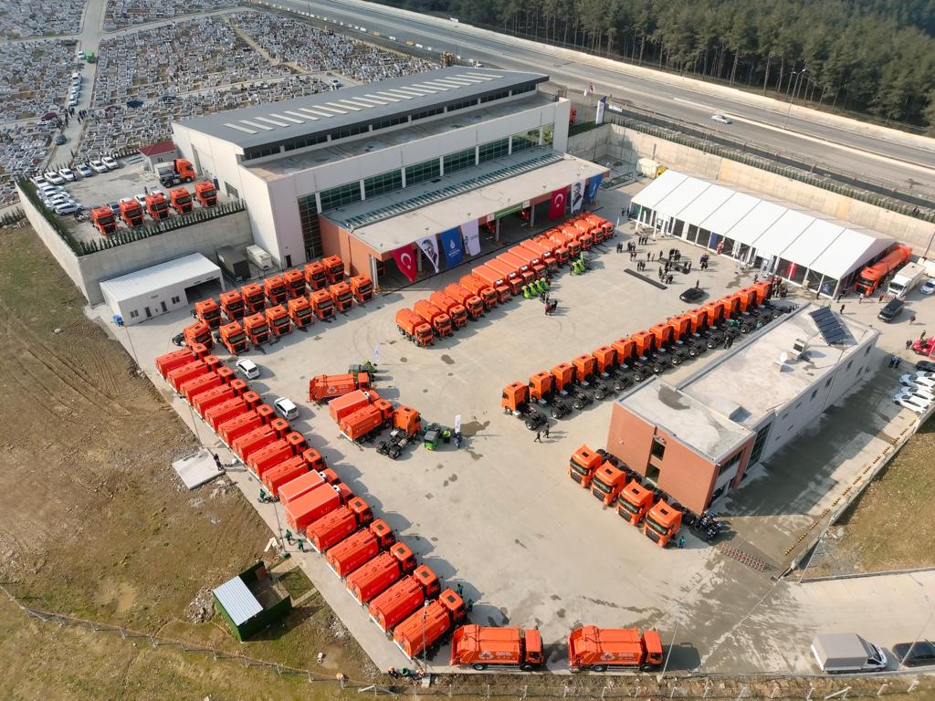 İBB, İstanbul’un en büyük katı atık aktarma merkezini açtı