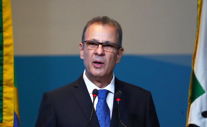 Petrobras’ın benzin zammı Enerji bakanını koltuğundan etti