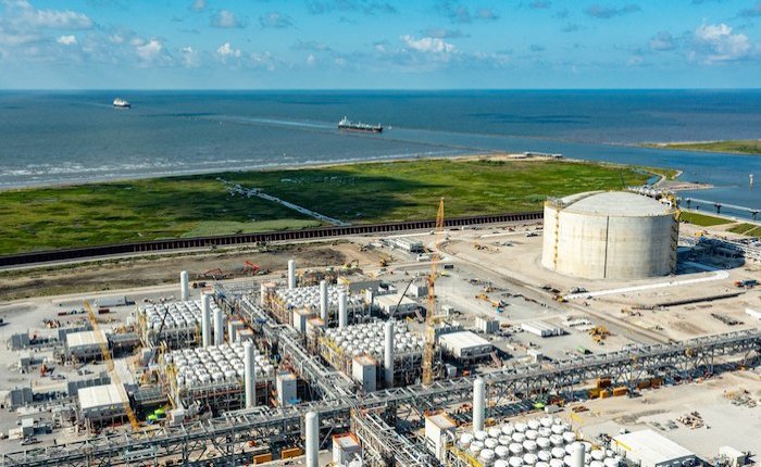 Almanya, ABD ile ilk uzun vadeli LNG alım anlaşmasını imzaladı