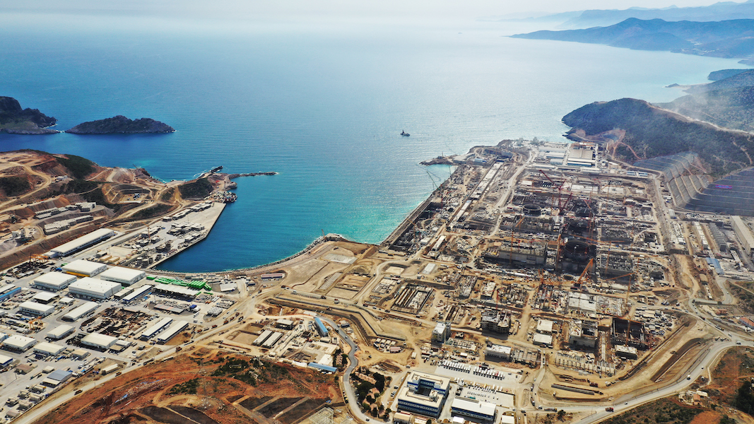 Akkuyu’da hem taşeronlarla hem çalışanlarla sözleşmeler yenileniyor