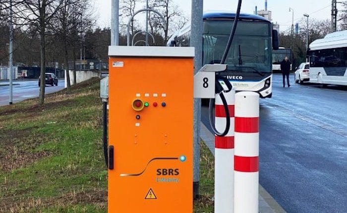 Shell, elektrikli ticari araç şarj ağı sağlayıcısı SBRS’yi satın alıyor