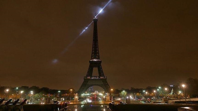 Eyfel’in ışıkları tasarruf için sönecek